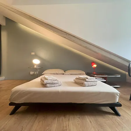 Διαμέρισμα Valeggio15 - Design In